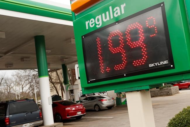 Average US price of gas jumps a penny per gallon, to $2.34 | iNFOnews.ca Average US price of gas jumps a penny per gallon, to $2.34 | iNFOnews.ca