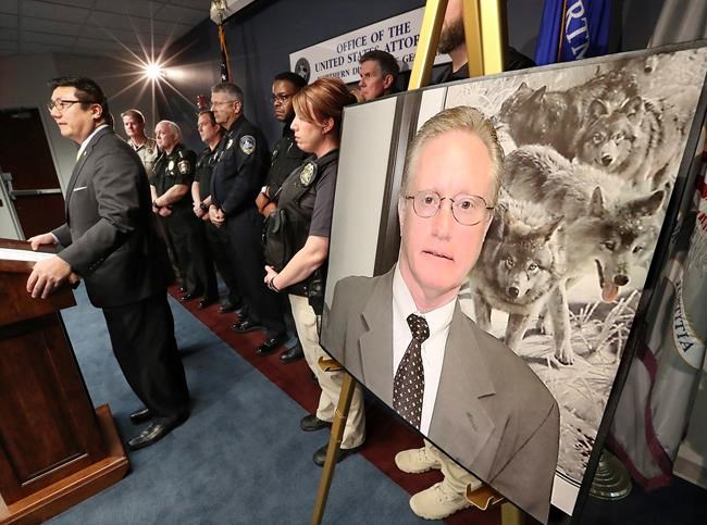 Prosecutors: Ex-medical examiner at centre of opioid ring | iNFOnews.ca
