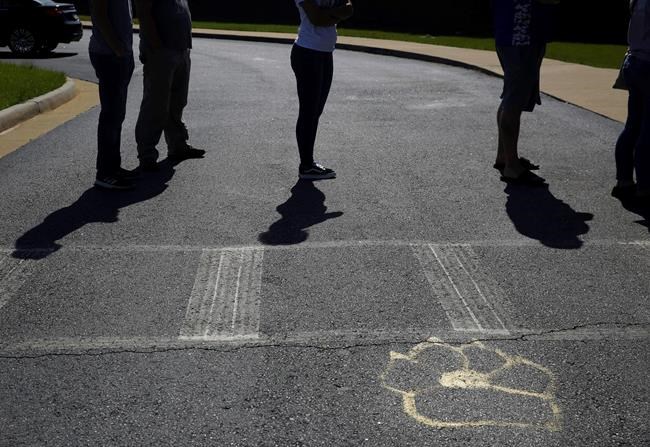 Some US schools are pulling the plug on distance learning | iNFOnews.ca CP1985185712