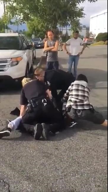 Indigenous mother, son launch lawsuit over 2019 arrest at Vancouver Walmart | iNFOnews.ca