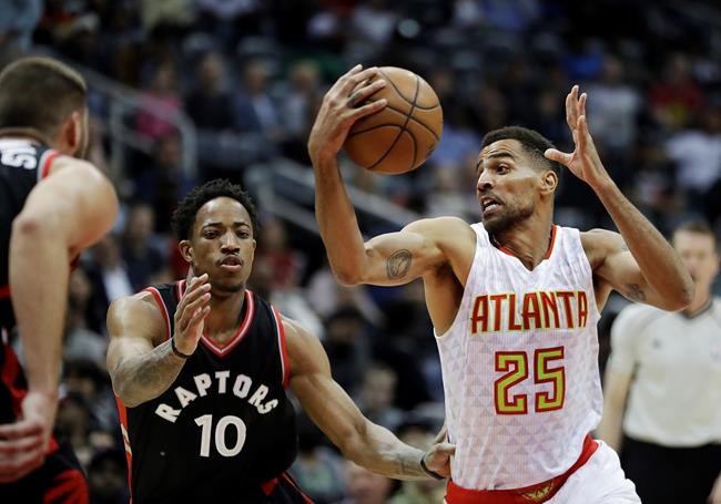 Schroder's 26 points lift Hawks past Raptors, 105-99 | iNFOnews.ca