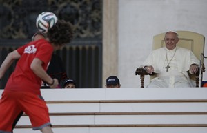 Pope to World Cup: Football can promote solidarity, shouldn't be exhibition of racism, greed | iNFOnews.ca CP28726007