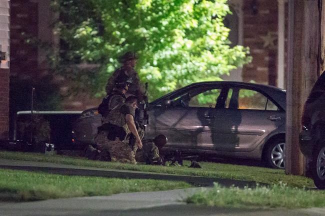 Suspect dead after RCMP confront terror threat in Strathroy, Ont.: source | iNFOnews.ca