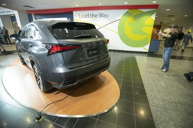 Toyota to build Lexus SUV in Cambridge, Ont., plant starting in 2022 | iNFOnews.ca