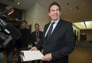 Peladeau enters PQ leadership race, says sovereignty his only goal | iNFOnews.ca CP30886431