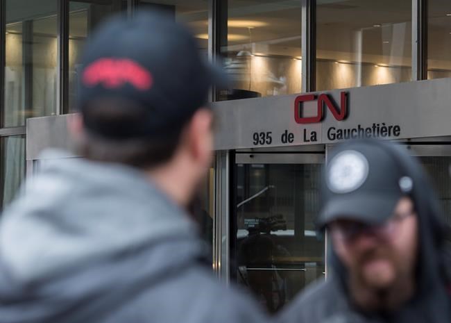CN, Teamsters reach tentative strike deal, economic fallout still top of mind | iNFOnews.ca