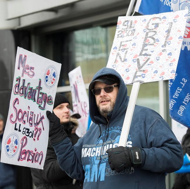 Striking airport refuellers sit down with employer for first time during strike | iNFOnews.ca