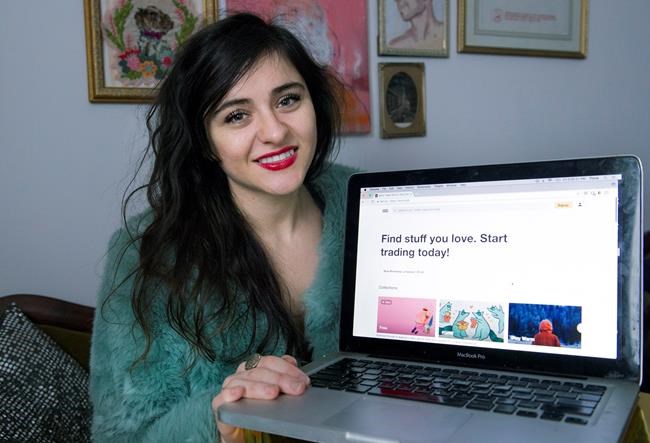 Christmas spurs Canadians to regift to shed unwanted presents and even earn cash | iNFOnews.ca CP1122057376