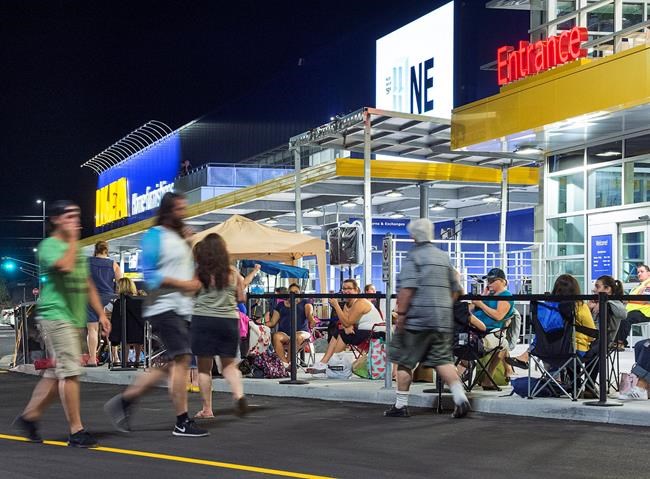 Thousands line up in Halifax as Ikea opens first of 12 new Canadian stores | iNFOnews.ca Thousands line up in Halifax as Ikea opens first of 12 new Canadian stores | iNFOnews.ca