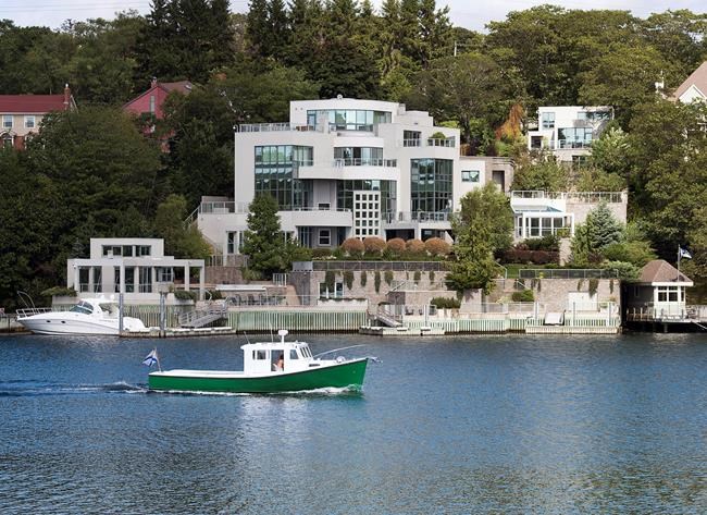 Gold-mining CEO puts seven-storey waterfront mansion on market for $10 M | iNFOnews.ca Gold-mining CEO puts seven-storey waterfront mansion on market for $10 M | iNFOnews.ca