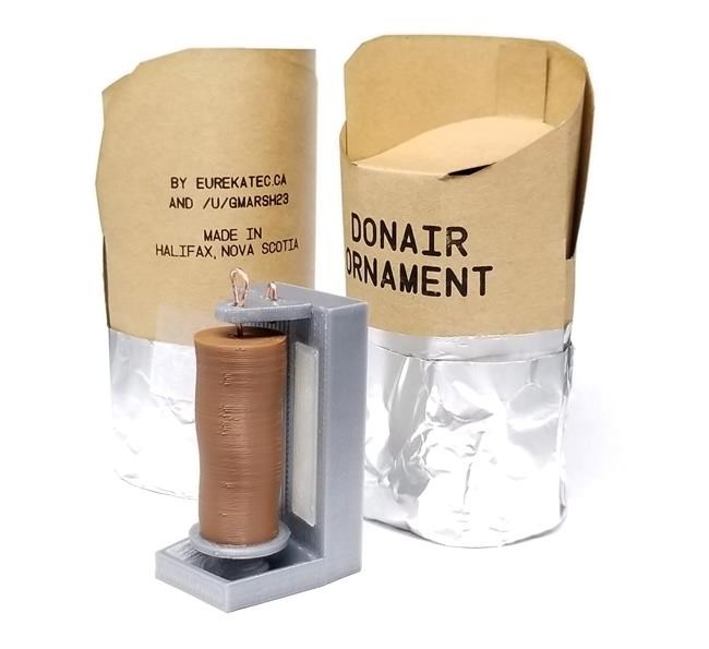 Halifax man's donair Christmas ornament a hit: 'My phone is just going crazy' | iNFOnews.ca Halifax man's donair Christmas ornament a hit: 'My phone is just going crazy' | iNFOnews.ca