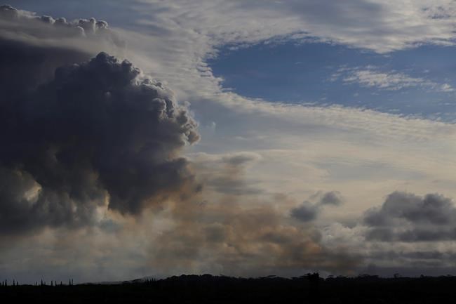 The Latest: 2 new lava vents open up in Hawaii neighbourhood | iNFOnews.ca The Latest: 2 new lava vents open up in Hawaii neighbourhood | iNFOnews.ca