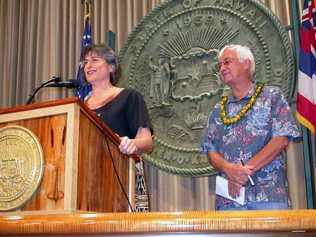 Longtime AP Hawaii political reporter Bruce Dunford dies | iNFOnews.ca