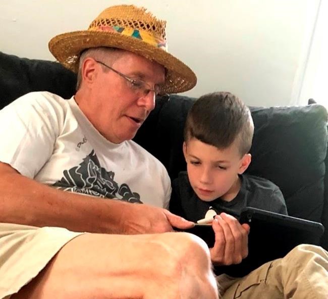 Orchestra finds child who charmed crowd with 'wow!' | iNFOnews.ca