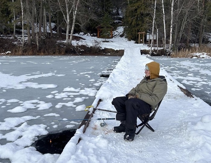 iN PHOTOS: Ice fishing fun on mountain lakes in Kamloops, Okanagan | iNFOnews.ca iN PHOTOS: Ice fishing fun on mountain lakes in Kamloops, Okanagan | iNFOnews.ca