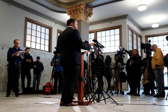 Iowa Democratic Party chairman resigns after caucus chaos | iNFOnews.ca