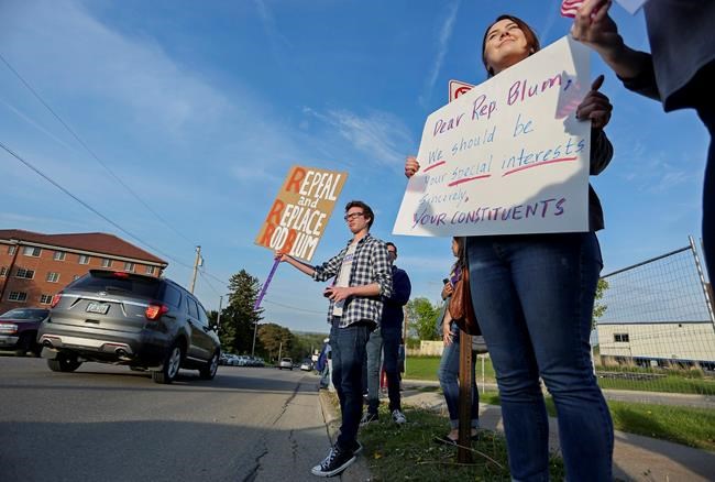Iowa Rep. Rod Blum quits interview over town hall questions | iNFOnews.ca