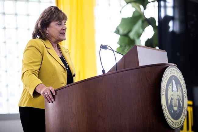 U. of Illinois official to be next U. of Iowa president | iNFOnews.ca