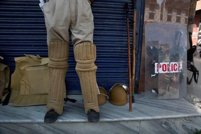 Indian order leaves Kashmir police dispirited, even disarmed | iNFOnews.ca