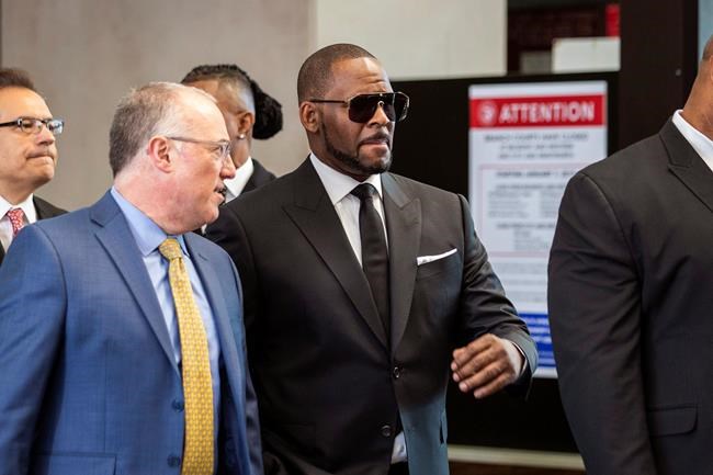 R. Kelly's trip to Dubai off for now as contracts reworked | iNFOnews.ca