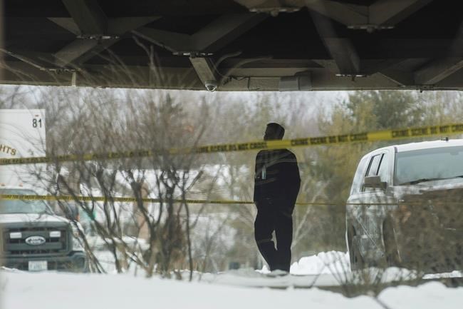 1 dead, several injured in hotel shooting in Chicago suburb | iNFOnews.ca