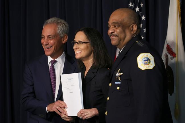 Chicago mayor: New police reforms 'will stand test of time' | iNFOnews.ca