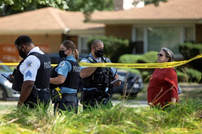 Police: Man killed at Chicago eatery was targeted by gunmen | iNFOnews.ca Police: Man killed at Chicago eatery was targeted by gunmen | iNFOnews.ca