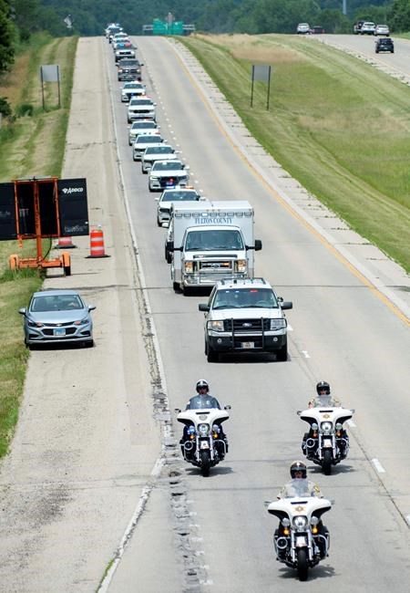Man suspected of shooting Illinois deputy appears in court | iNFOnews.ca