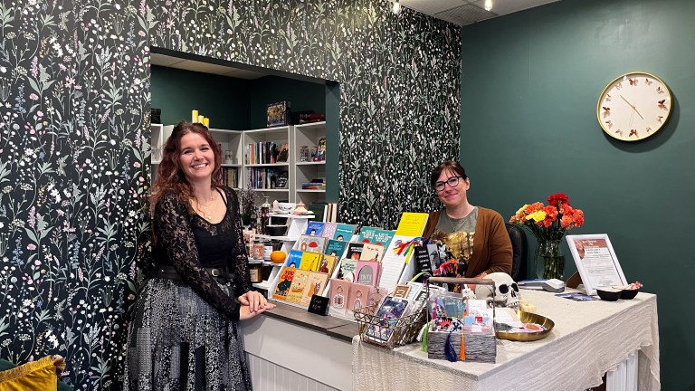 A new chapter for Enderby: The Frayed Page Bookstore opens its doors | iNFOnews.ca