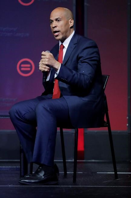 Booker takes on Biden in bid to break through crowded field | iNFOnews.ca