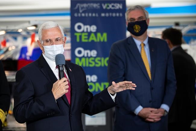 This time, Pence wears mask as he tours Indiana plant | iNFOnews.ca