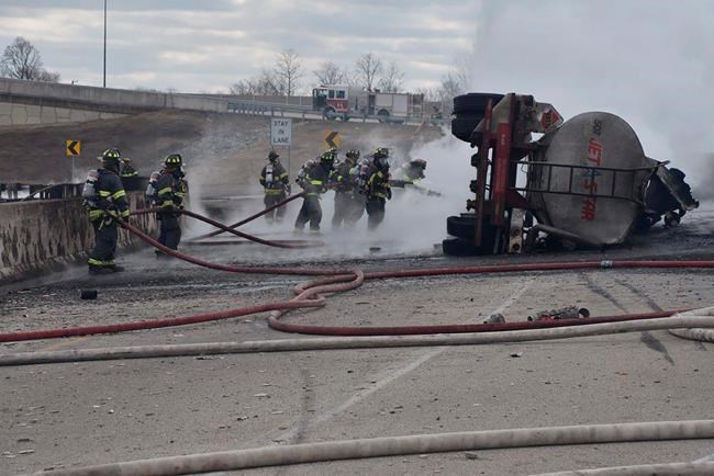 Mom helps 2 men rescue truck driver days after giving birth | iNFOnews.ca Mom helps 2 men rescue truck driver days after giving birth | iNFOnews.ca