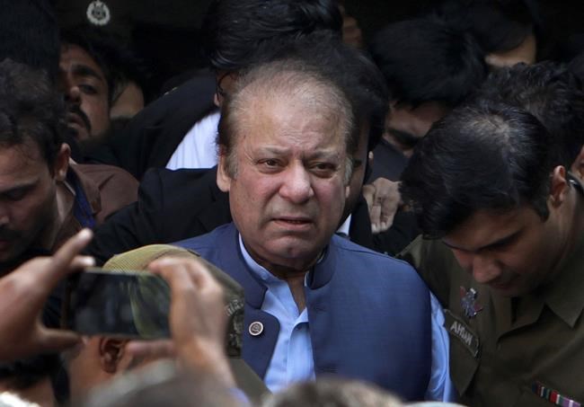 Pakistan warns ex-PM Sharif must return to face graft case | iNFOnews.ca