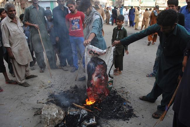 Fake images of woman acquitted of blasphemy roil Pakistan | iNFOnews.ca CP68207915