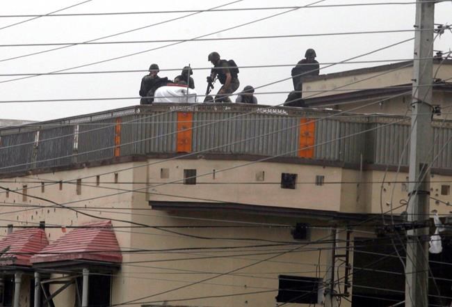 Shootout in northwest Pakistan kills policeman, 5 militants | iNFOnews.ca