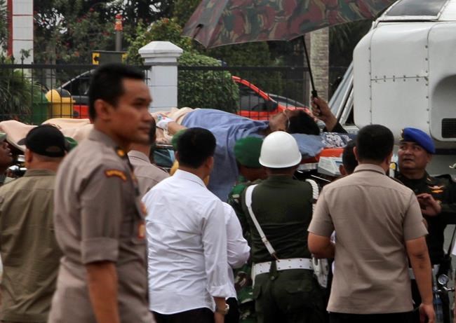 Knife-wielding man wounds Indonesia's security minister | iNFOnews.ca