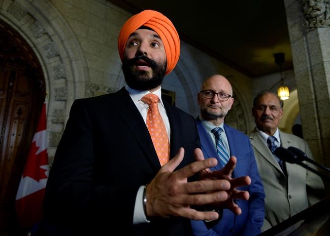 Canadians at risk of being 'data cows' absent big data strategy, documents show | iNFOnews.ca