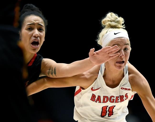 Brock Badgers edge Calgary Dinos in U Sports women's quarterfinals | iNFOnews.ca Brock Badgers edge Calgary Dinos in U Sports women's quarterfinals | iNFOnews.ca