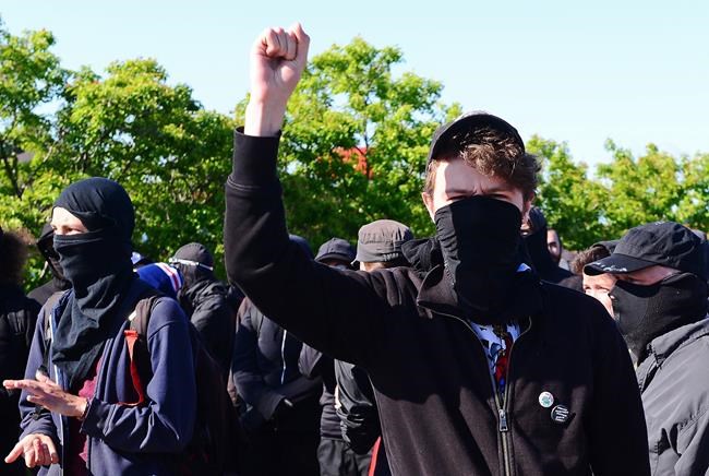 Police and protesters face off during anti-G7 'day of disruption' in Quebec City | iNFOnews.ca
