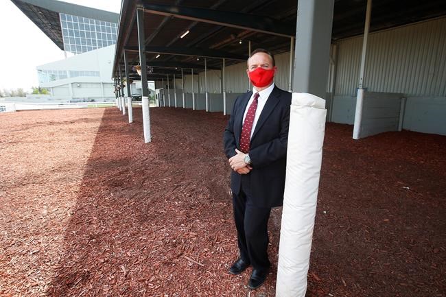 'One for the history books:' Horse racing back but without cheering crowds | iNFOnews.ca