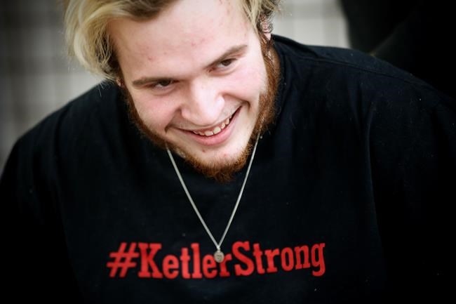 'Lucky to be here:' Paralyzed Winnipeg hockey player trains for success in life | iNFOnews.ca