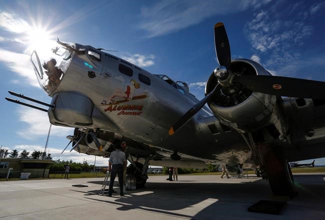 'That was a great one;' 94-year-old Air Force vet hops aboard a Flying Fortress | iNFOnews.ca