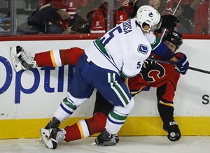 After five years in Anaheim, Luca Sbisa adjusting to life with Canucks | iNFOnews.ca CP30222304