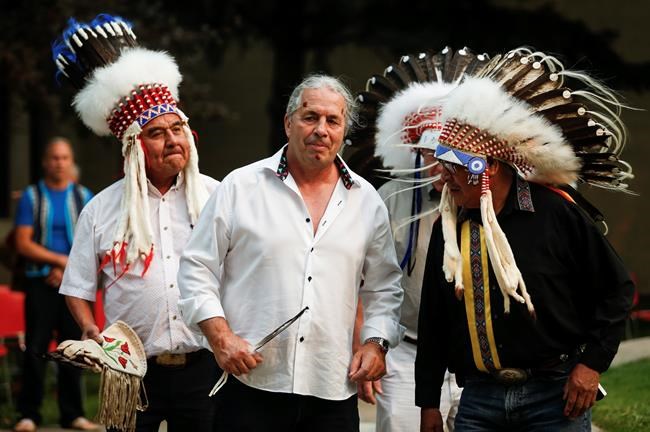 'It tops Hitman:' Wrestler Bret Hart gets Blackfoot name at Calgary ceremony | iNFOnews.ca