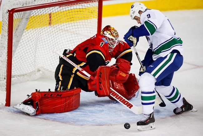 Brouwer with a goal and an assist, Flames beat Canucks 2-1 in pre-season play | iNFOnews.ca