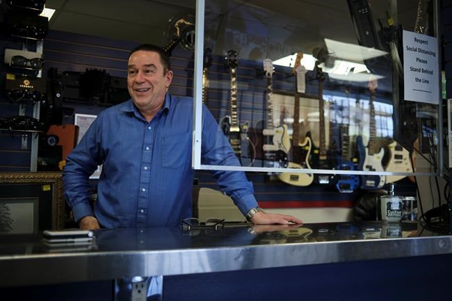 'Opposite of busy:' Business down at pawnshops, payday lenders during pandemic | iNFOnews.ca 'Opposite of busy:' Business down at pawnshops, payday lenders during pandemic | iNFOnews.ca