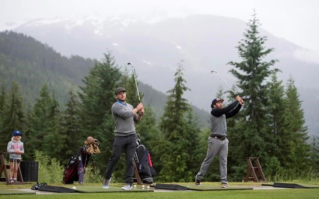 Canadian bobsledders take up golf with goal of improving focus, mental toughness | iNFOnews.ca
