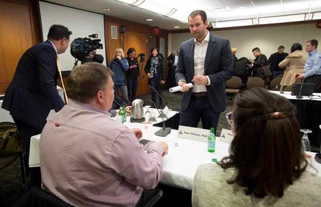 B.C. taxi group urges province to take slow and cautious route on ride share | iNFOnews.ca
