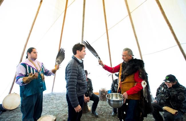 Trudeau apologizes to Tsilhqot'in community members for 1864 hanging of chiefs | iNFOnews.ca Trudeau apologizes to Tsilhqot'in community members for 1864 hanging of chiefs | iNFOnews.ca