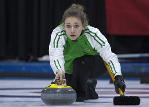 Daughter of curling great Sandra Schmirler continuing family tradition | iNFOnews.ca CP32082280